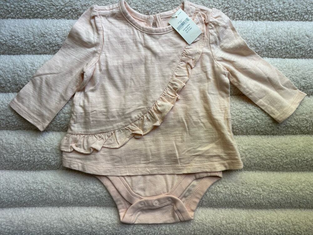 NWT Baby Gap girls onesie 3-6 months